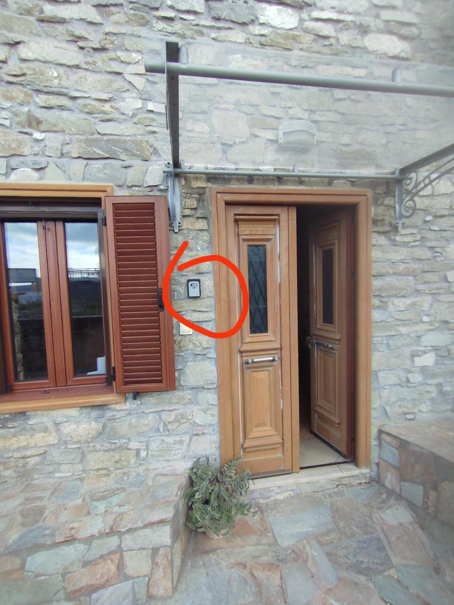 Echo Traditional House - Ηχώ Παραδοσιακό Σπίτι Embonas Exterior photo